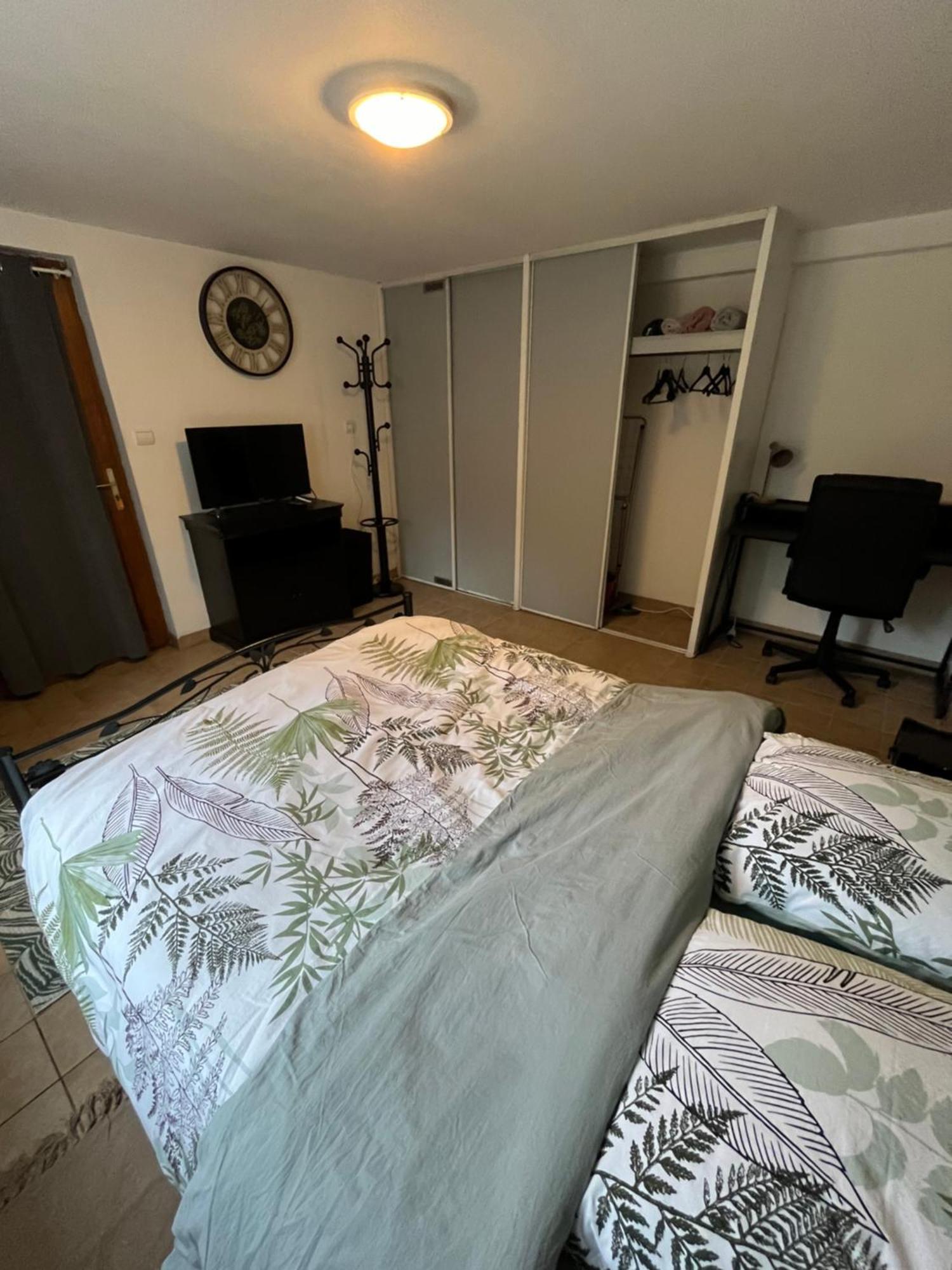 Logement Paisible En Bord De Vienne Bonneuil-Matours Exterior foto